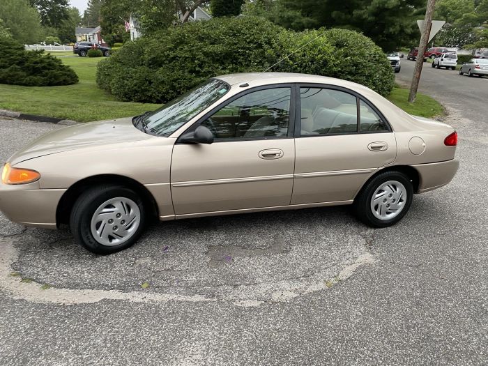 1997 Ford  Escort with only 87 k miles